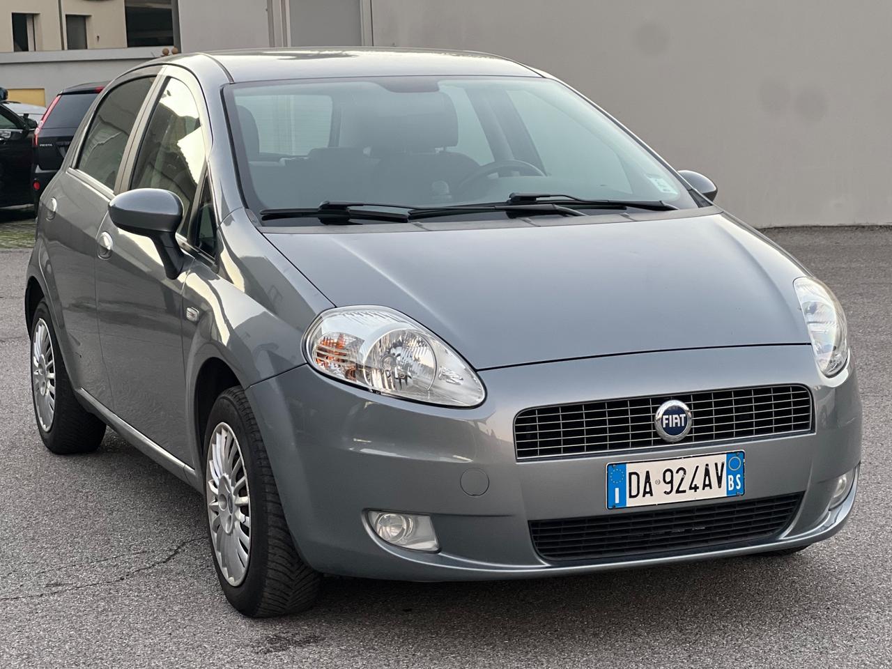 Fiat Grande Punto 1.2 benz - Garanzia 12 Mesi