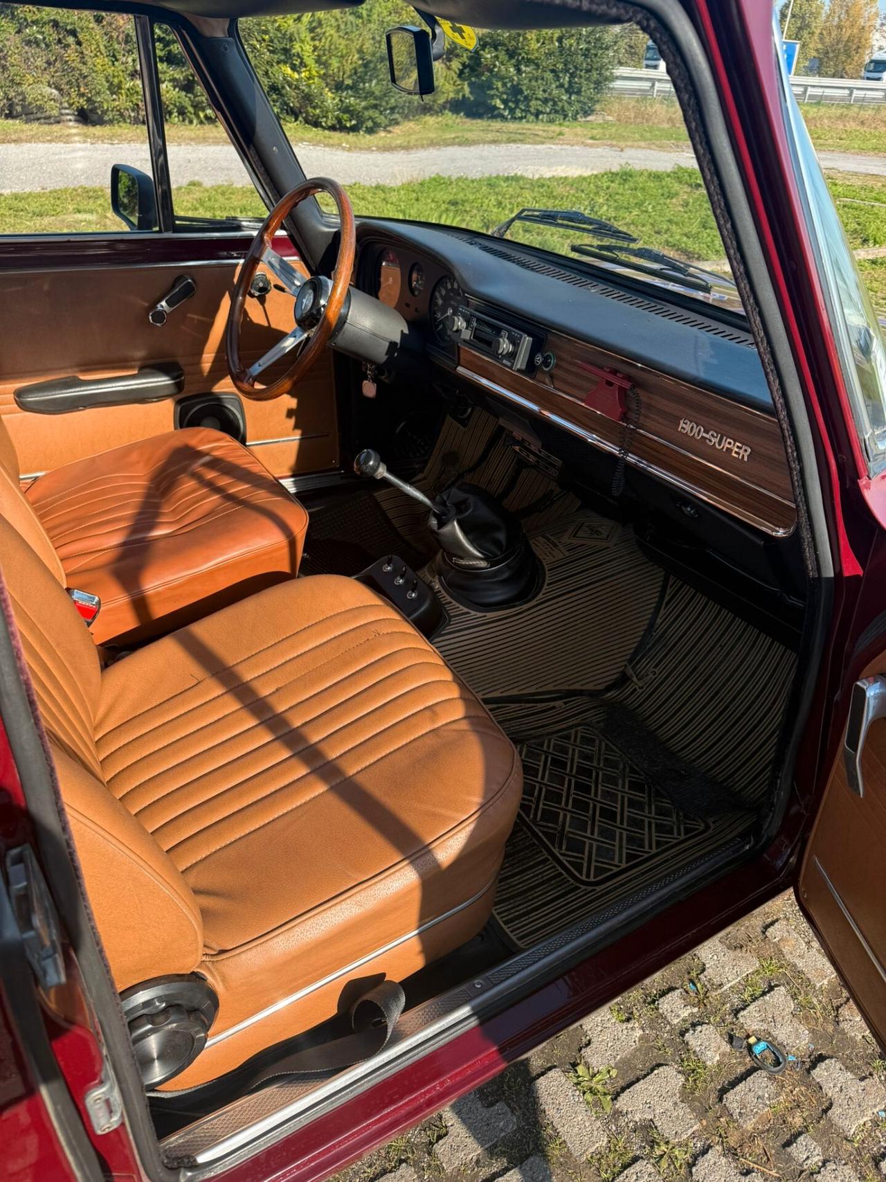 Alfa Romeo Giulia 1300 Super