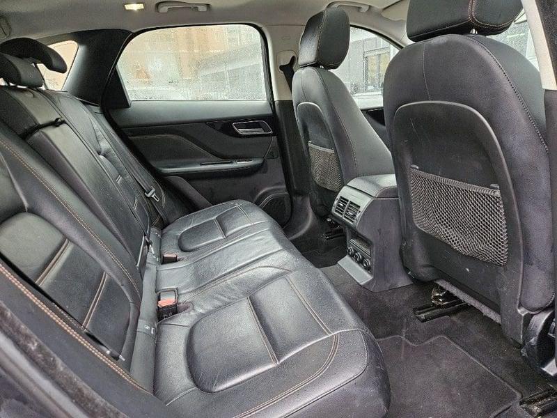 Jaguar F-Pace 2.0 D 180 CV AWD aut.
