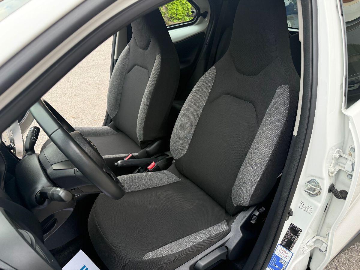 TOYOTA - Aygo X - 1.0 VVT-i 72 CV 5p. Trend