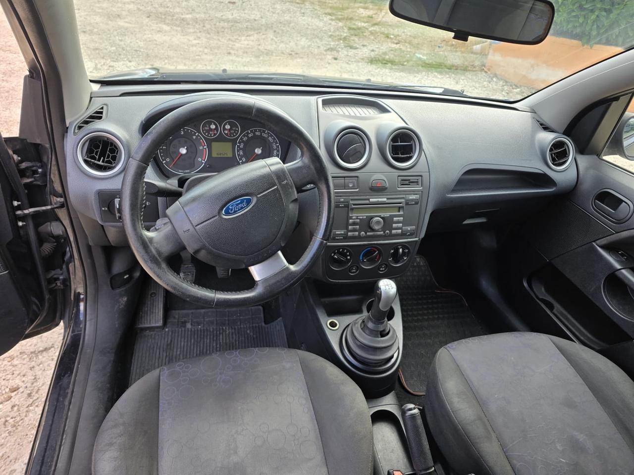 Ford Fiesta 1.6 TDCi 5p. Ghia