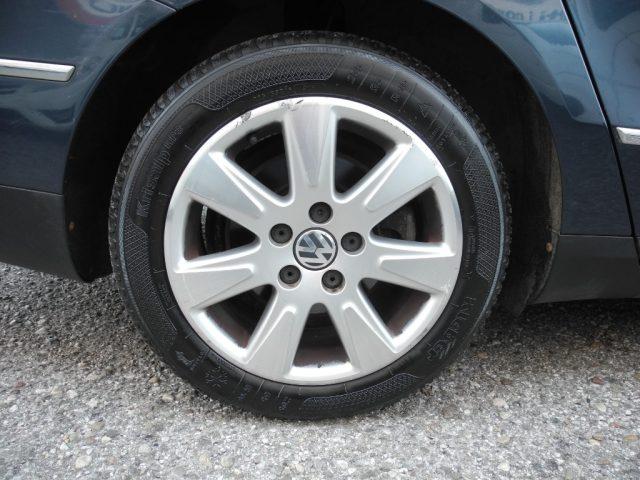 VOLKSWAGEN Passat Variant 2.0 TDI DPF DSG Highline -Ok NEOPAT.- UniPROPRIET.