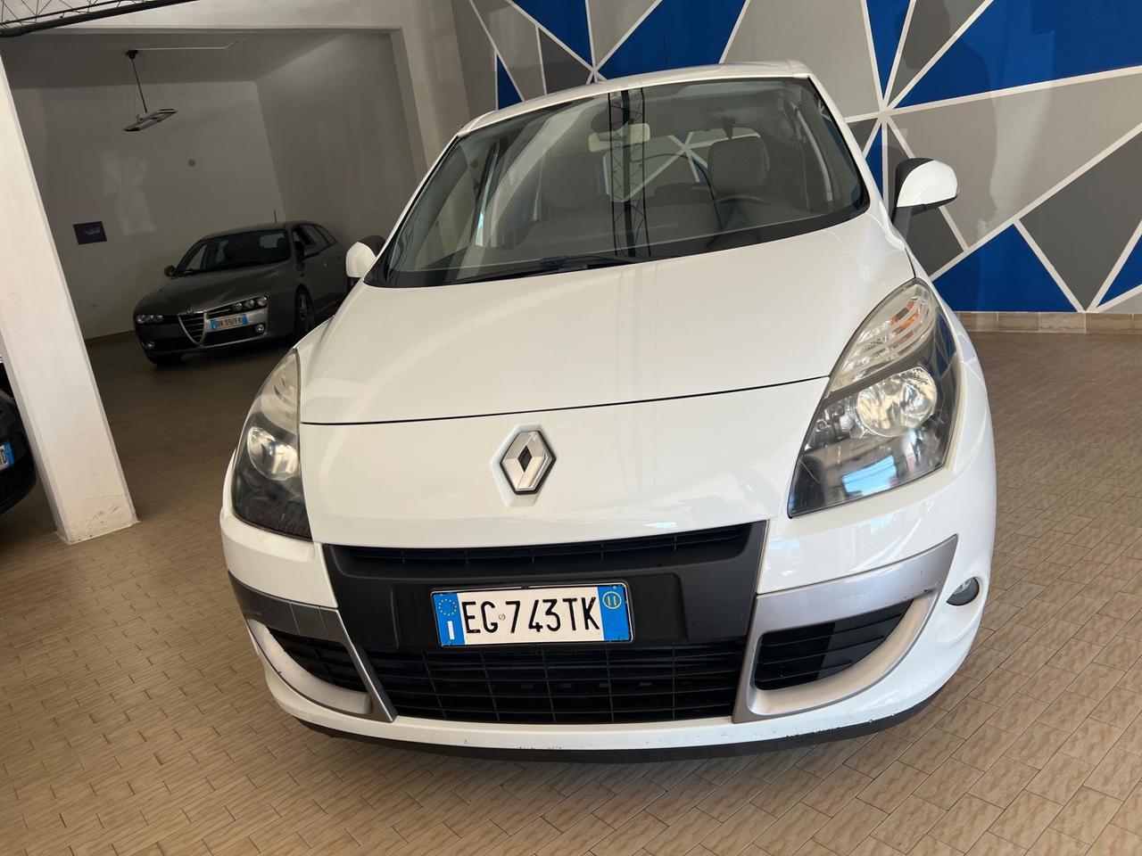 Renault Scénic X-Mod 1.5 dCi 110CV Luxe