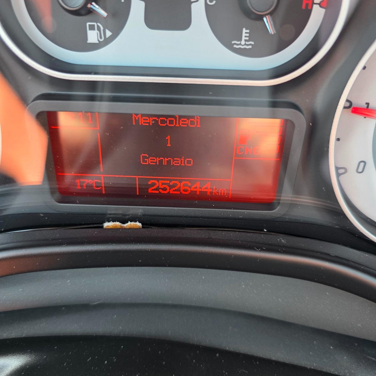 Fiat 500L Living 0.9 TwinAir Turbo Natural Power Lounge