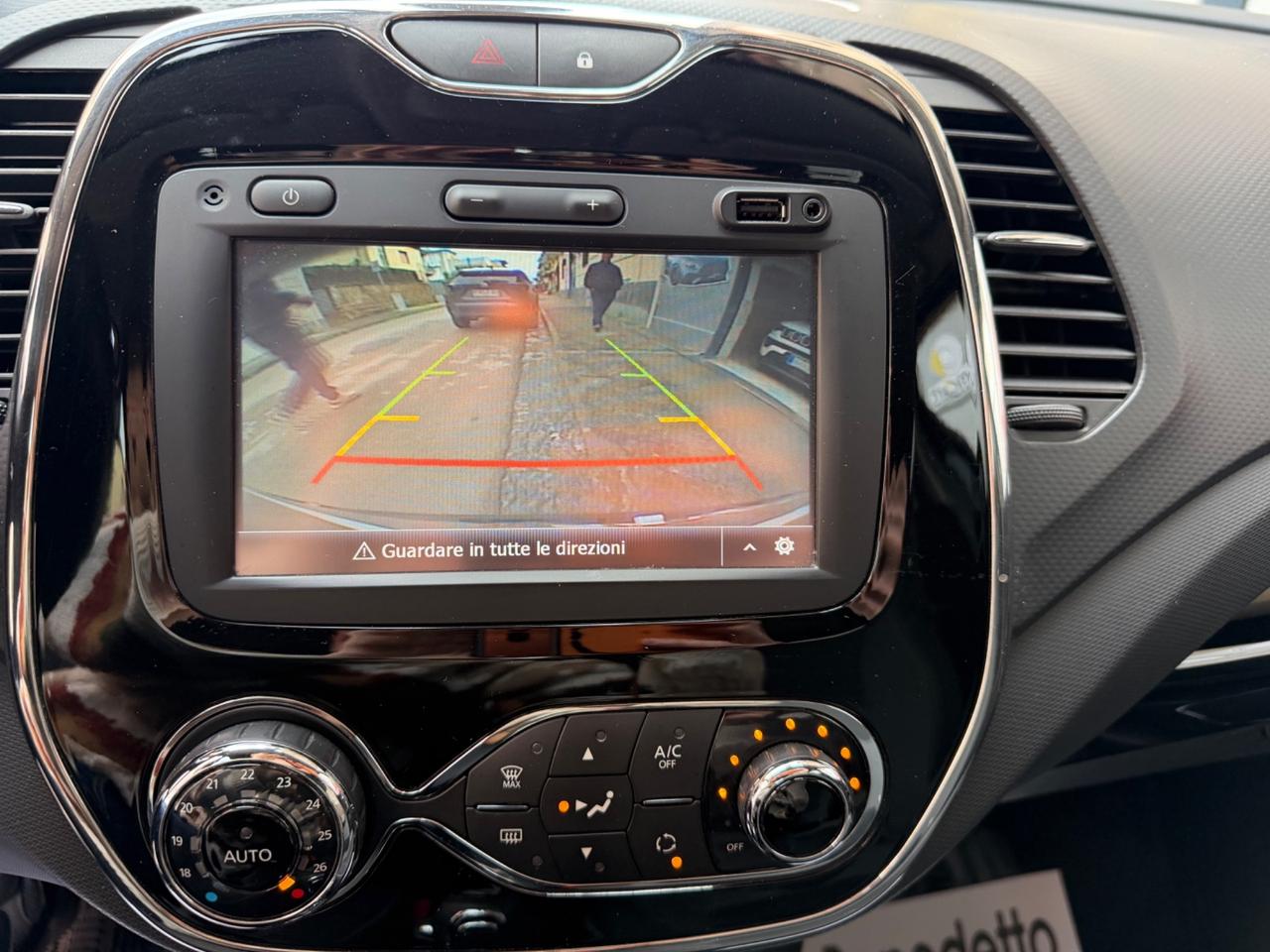 Renault Captur dCi 8V 90 CV EDC Energy Zen 2016