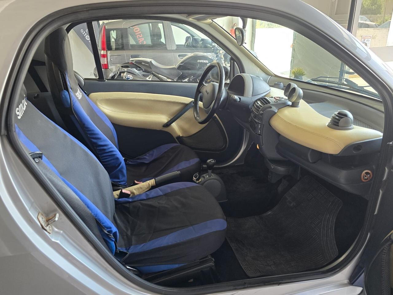 Smart Smart 700 smart city-coupé pure (45 kW)
