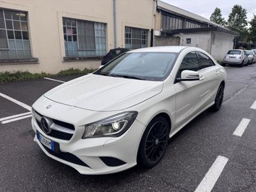 Mercedes-benz CLA 200d Automatico 2016