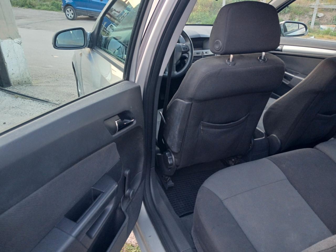 Opel Astra 1.3 CDTI Station Wagon Club