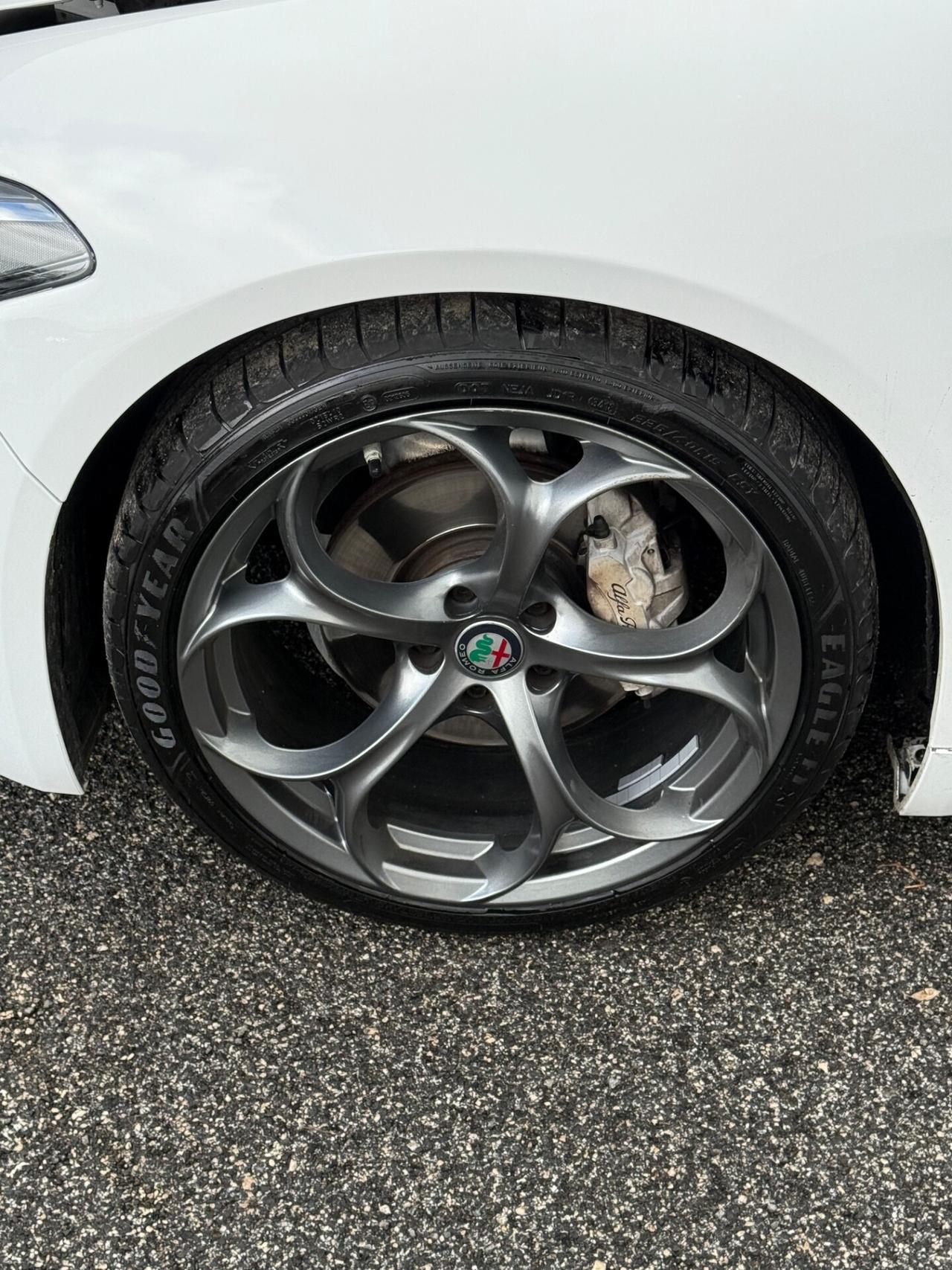 Giulia 2.2 150 CV-automatica-veloce -tetto-unipro-