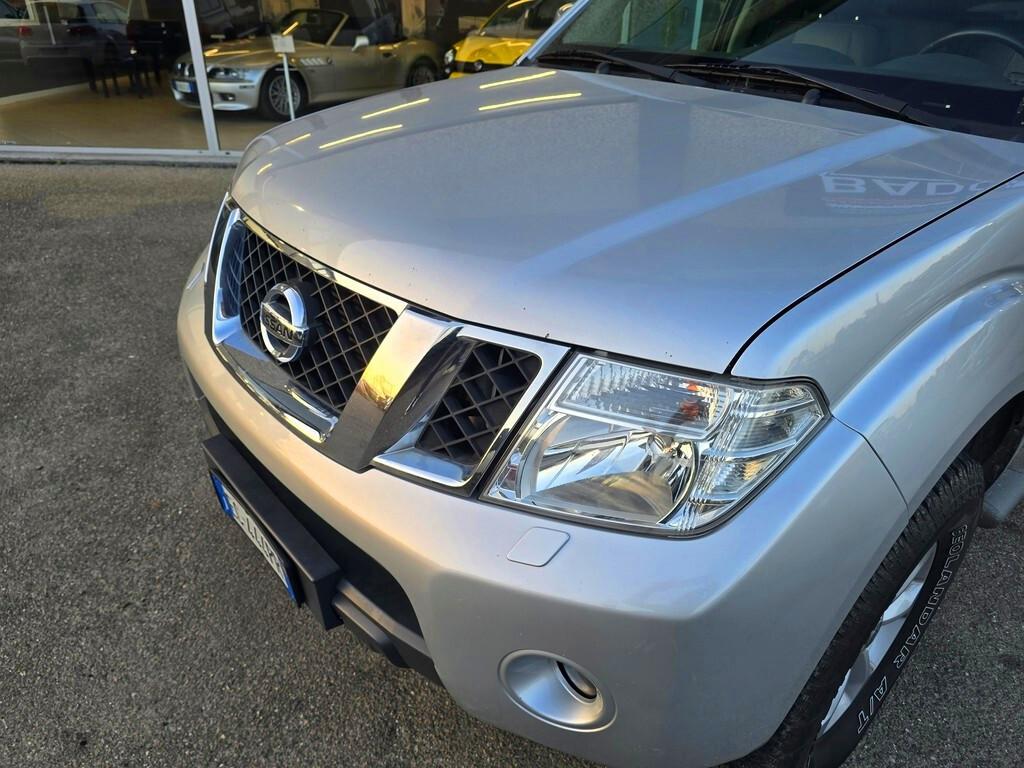 Nissan Navara 2.5 dCi 190CV "LE" IN PERFEZIONE TOTALE