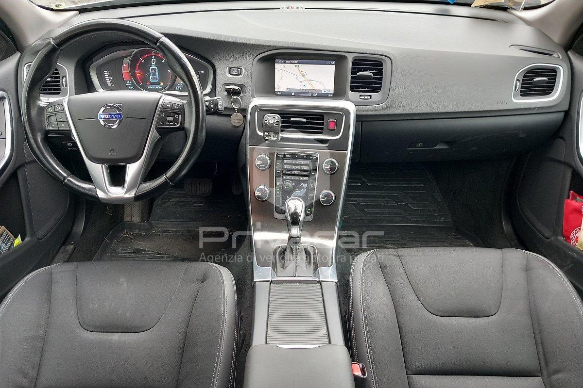 VOLVO V60 D4 Geartronic Business