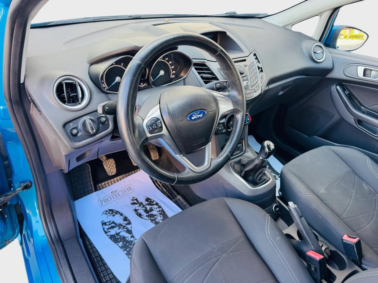 Ford fiesta titanium 1.2 benzina 2015 neo patentati