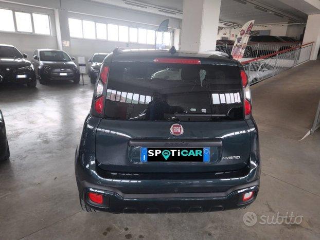 FIAT Panda 1.0 FireFly S&S Hybrid Cross