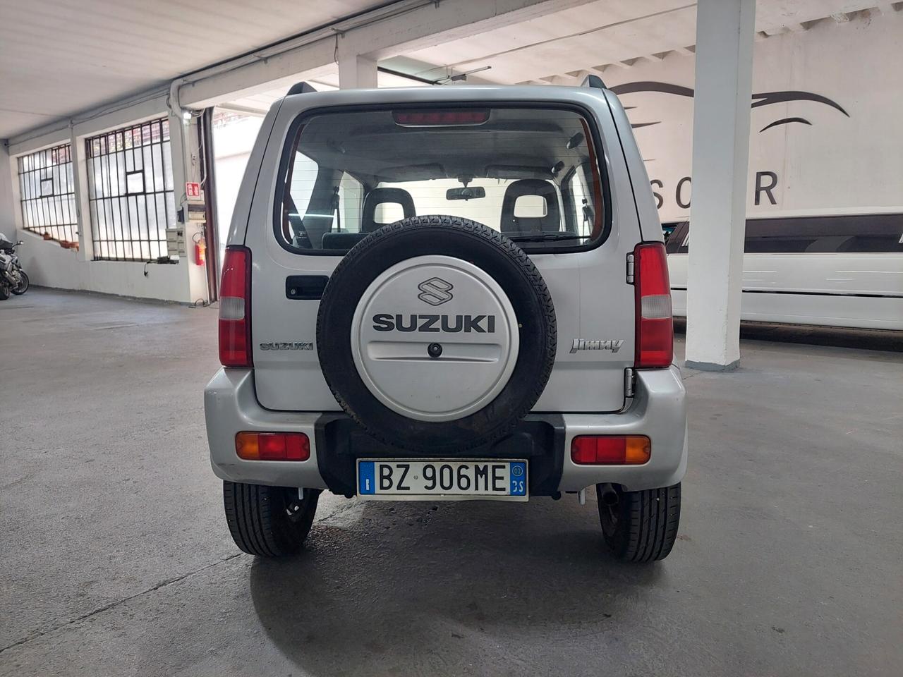Suzuki Jimny 1.3i 16V cat 4WD JLX