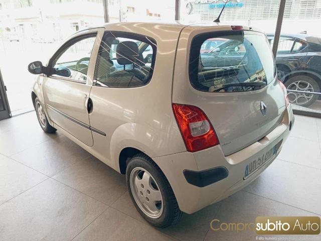RENAULT Twingo 1.2 8V Dynamique