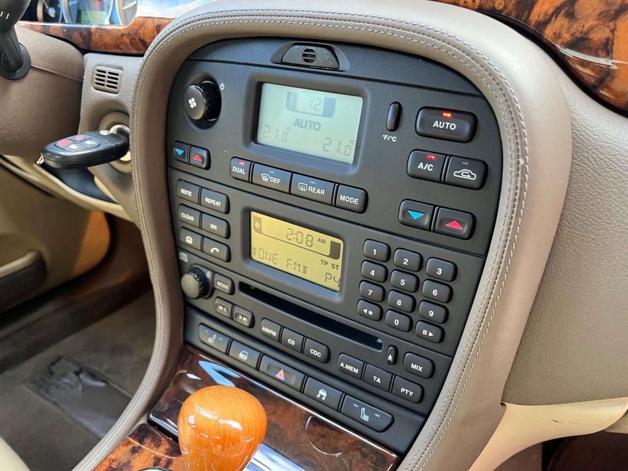 Jaguar S-Type II 2.7d V6 207cv EXECUTIVE AUTO