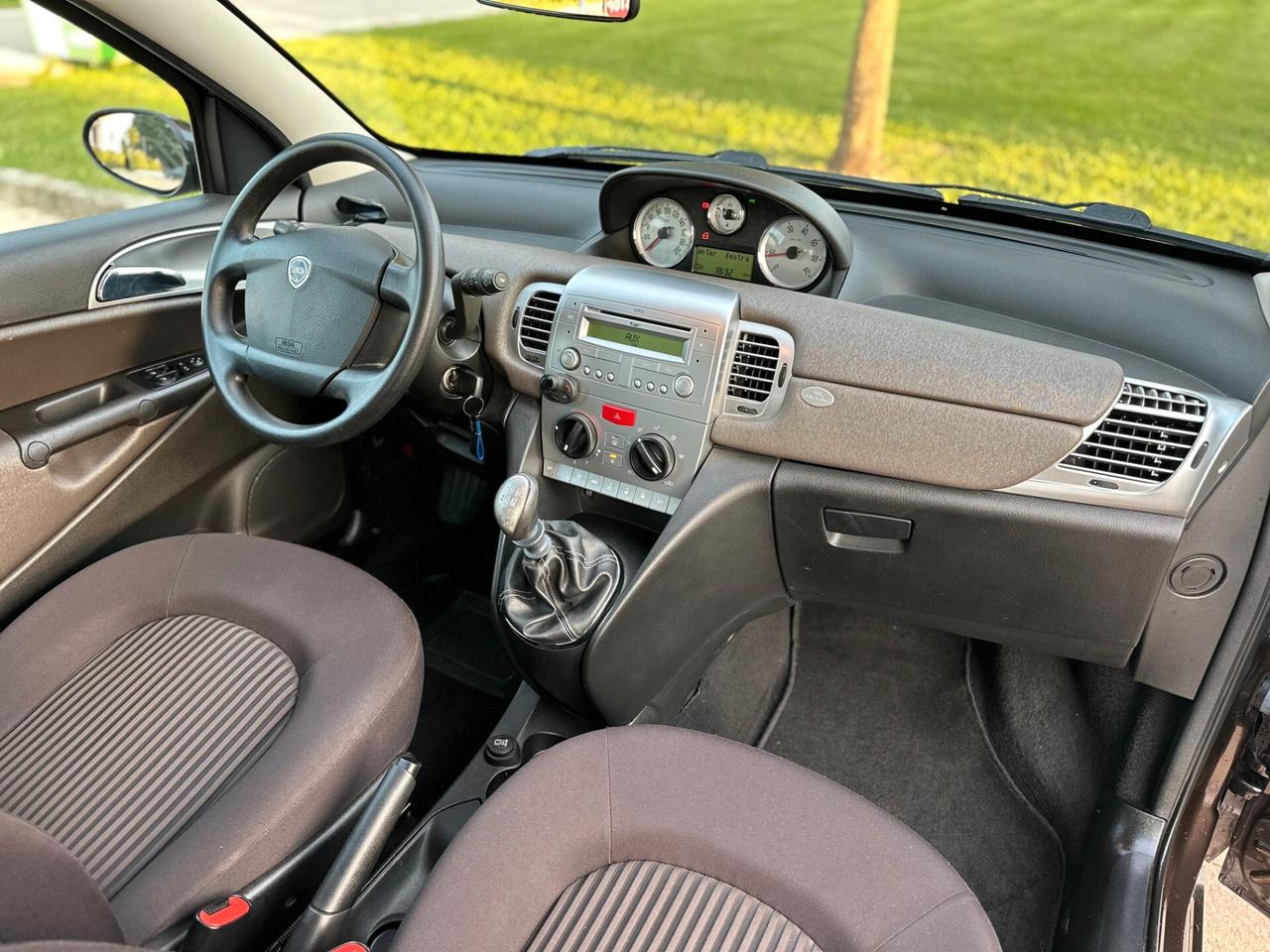 Lancia Ypsilon 1.2 Versus neopatentati