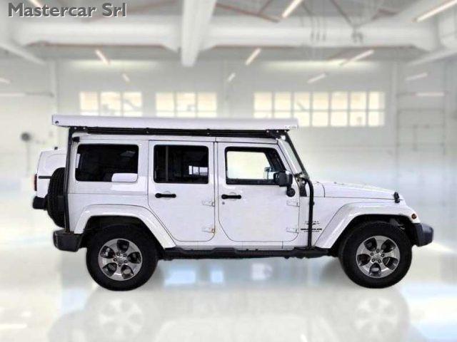 JEEP Wrangler Wrangler III 2011 Unlimited 2.8 crd Sahara auto 20