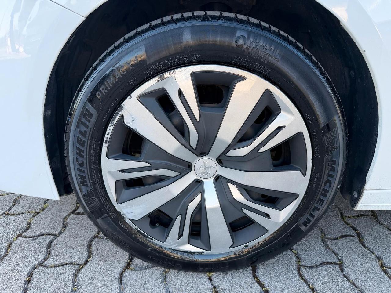 Peugeot 208 PureTech 75 Stop&Start 5 porte Like