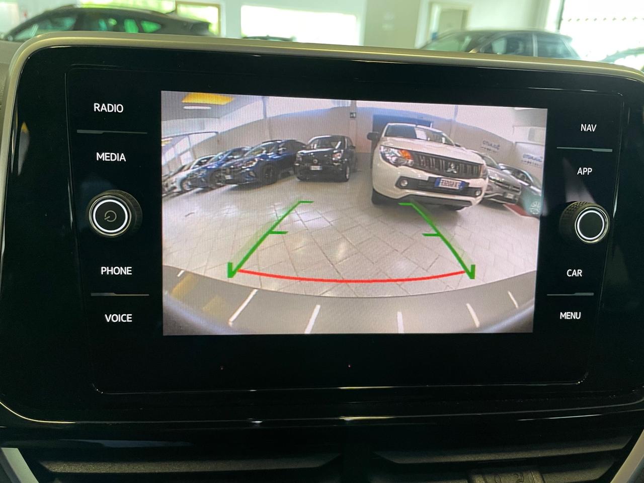 Volkswagen T-Roc 2.0 TDI 150 CV DSG R-Line Plus Telec.