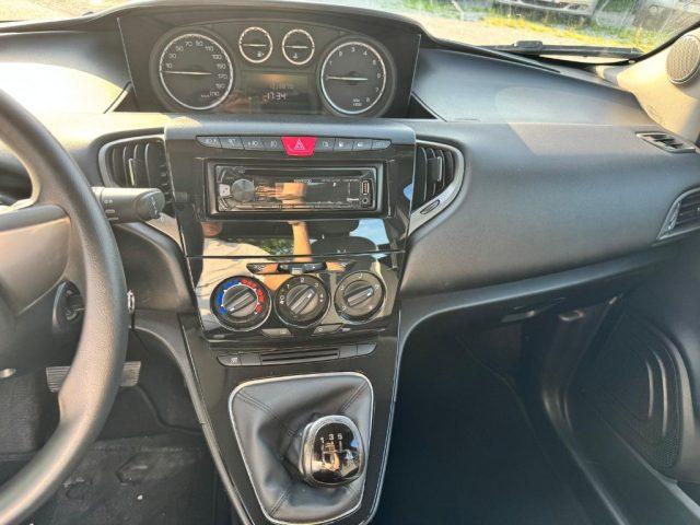 LANCIA Ypsilon 0.9 TwinAir 85 CV 5 porte Metano Ecochic Elefantin