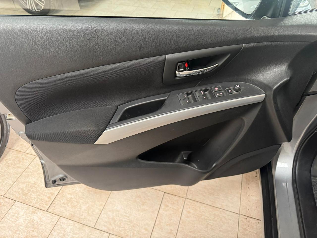 Suzuki S-Cross 1.6 DDiS STAR VIEW (88 KW)