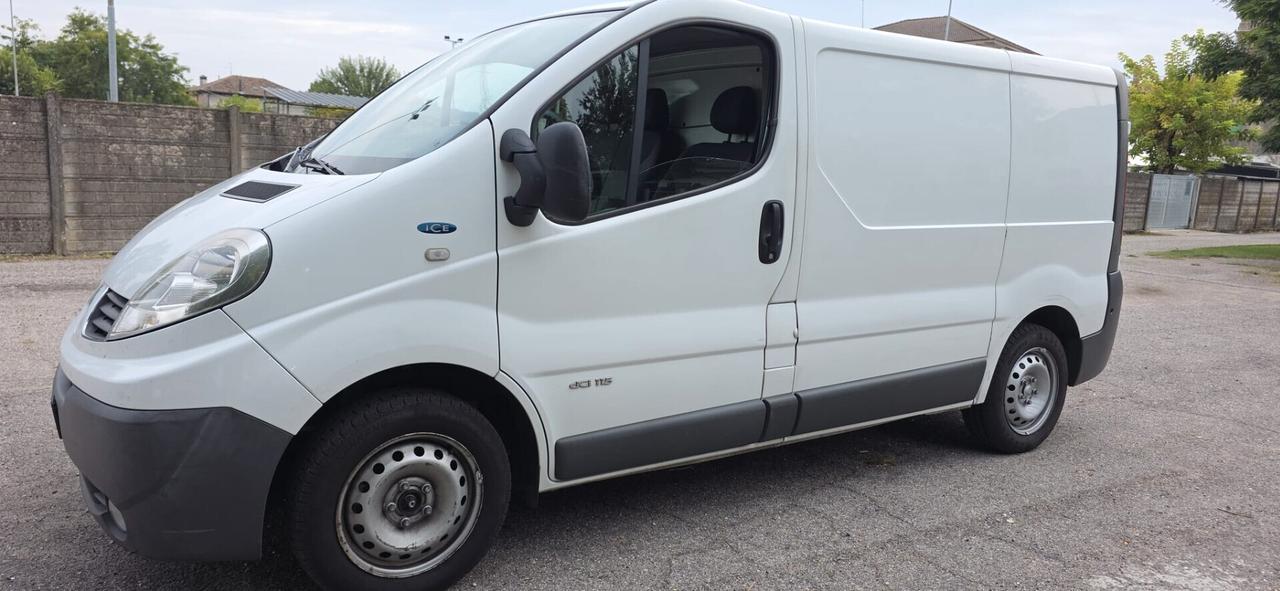 Renault Trafic T29 2.0 dCi/115 PC-TN Furgone Generique