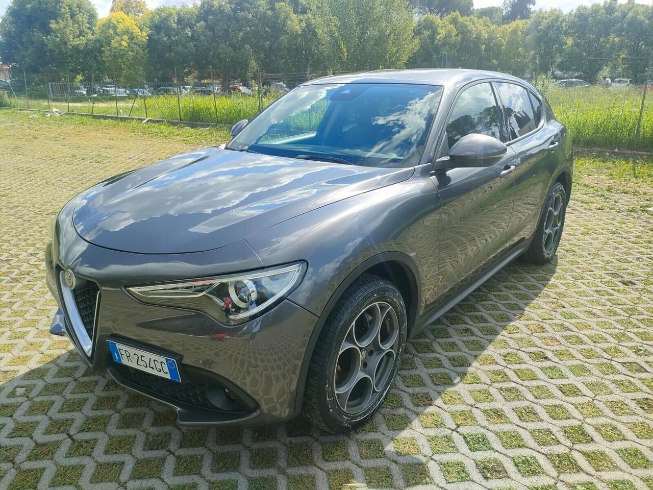 Alfa Romeo Stelvio 2.2 Turbodiesel 210 CV AT8 Q4 E