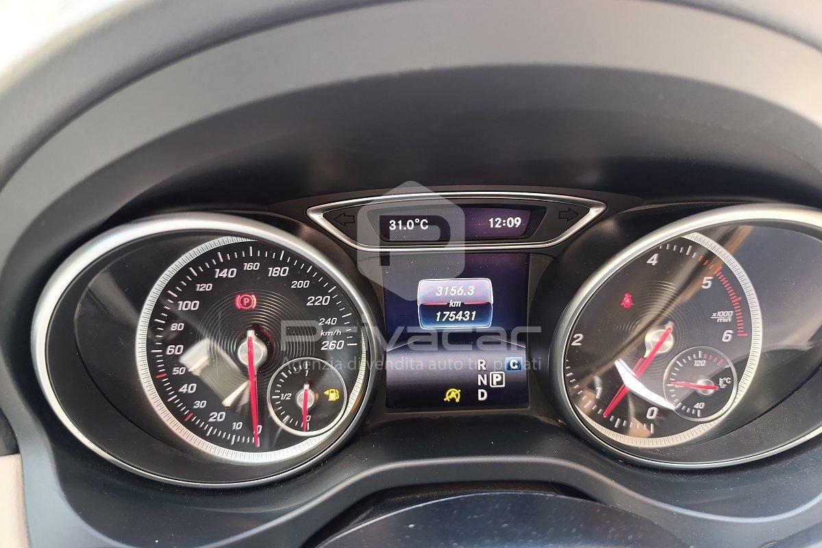MERCEDES GLA 200 d Automatic 4Matic Premium