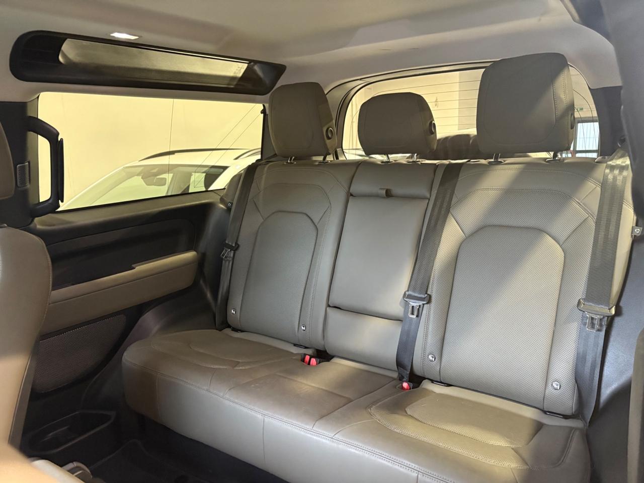Land Rover Defender 90 3.0D I6 200 CV AWD Auto X-Dynamic SE