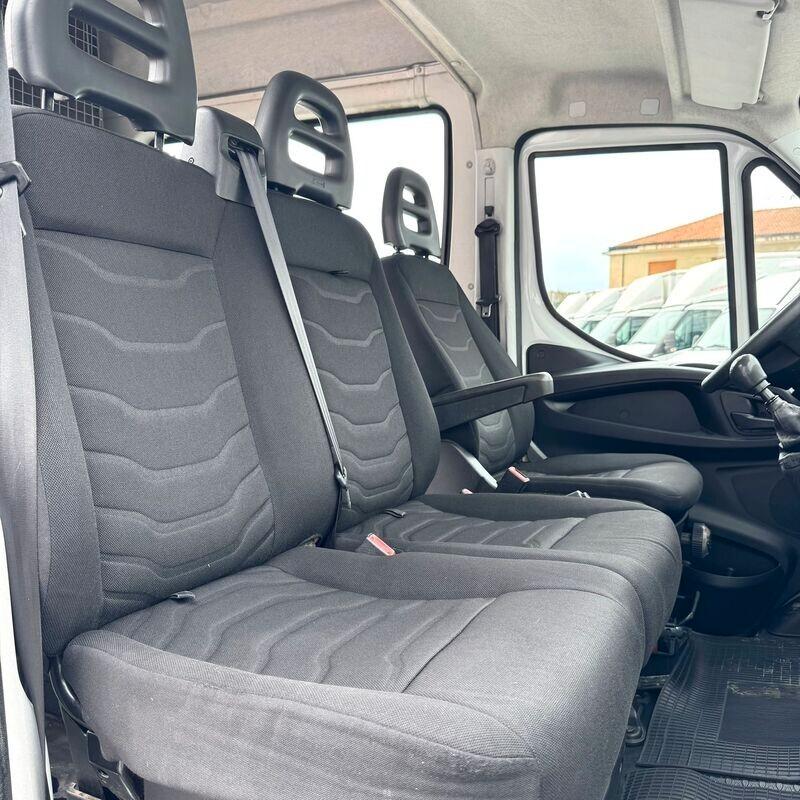 IVECO DAILY 35S15 PASSO 4100 FURGONE 6 POSTI