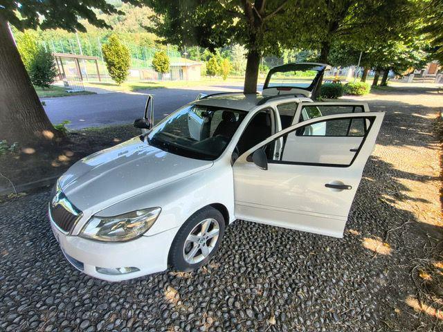 SKODA Octavia 1.6 TDI CR F.AP. Wagon Comfort