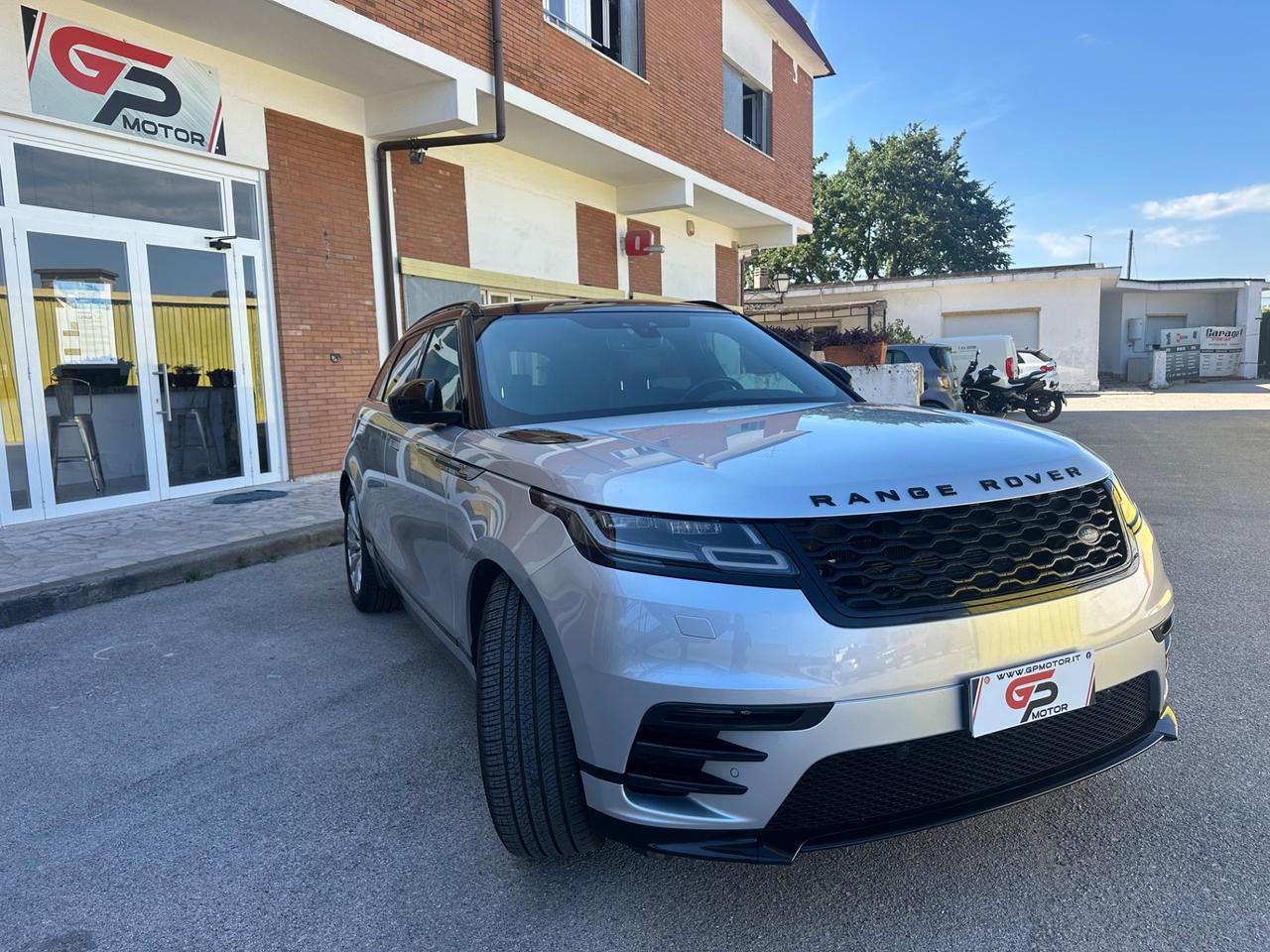 LAND ROVER RANGE ROVER VELAR 2.0*241CV*AUTOMATICO*NAVIGATORE*4X4*FULL OPTIONAL*