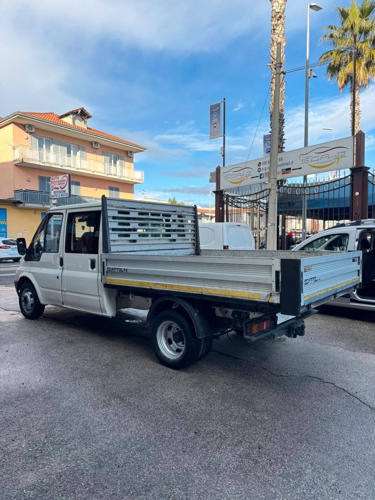 Ford Transit Doppia Cabina