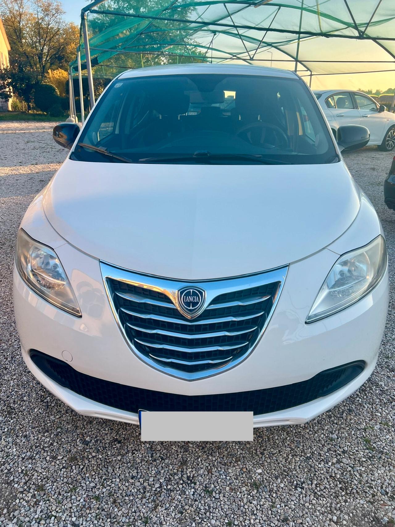 Lancia Ypsilon 1.2 69 CV 5 porte GPL Ecochic Gold
