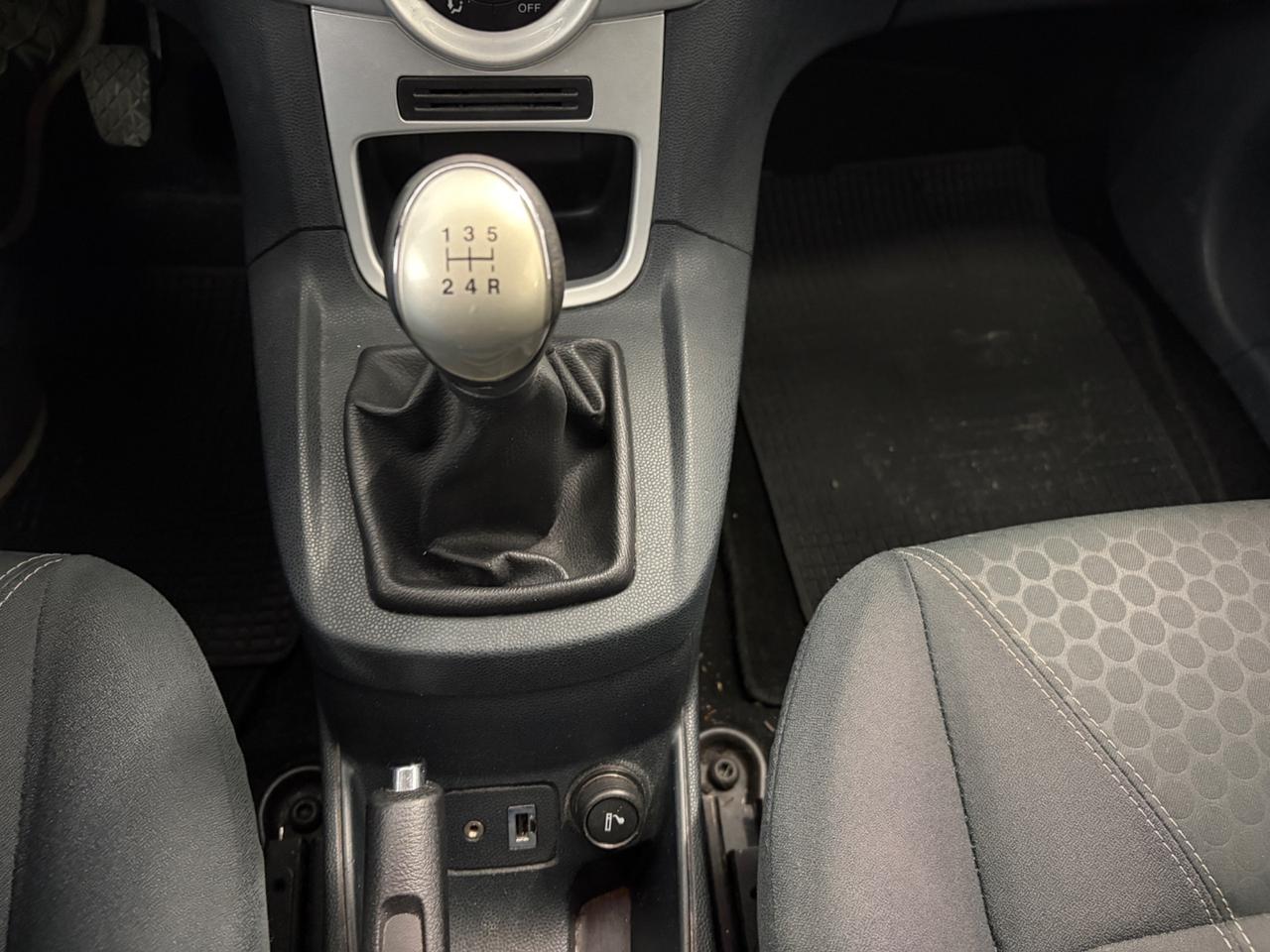 Ford Fiesta 1.4 TDCi 68CV 5 porte Titanium Perfetta !