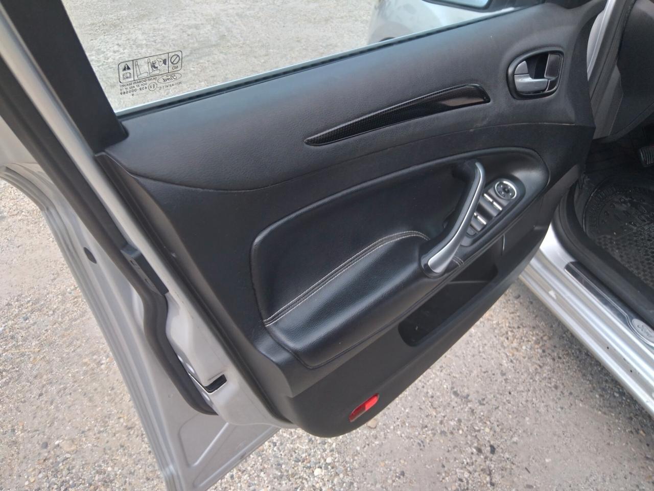 Ford Mondeo 2.0 TDCi 140 CV 6tronic Station Wagon Titanium DPF
