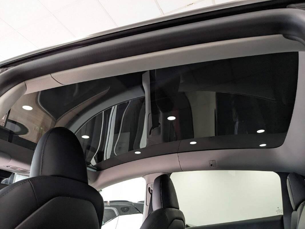 Tesla Model Y 440 cv, AWD, Tetto Panoramico, Autonomia WLTP 533km, 0-100km h 5.0 sec