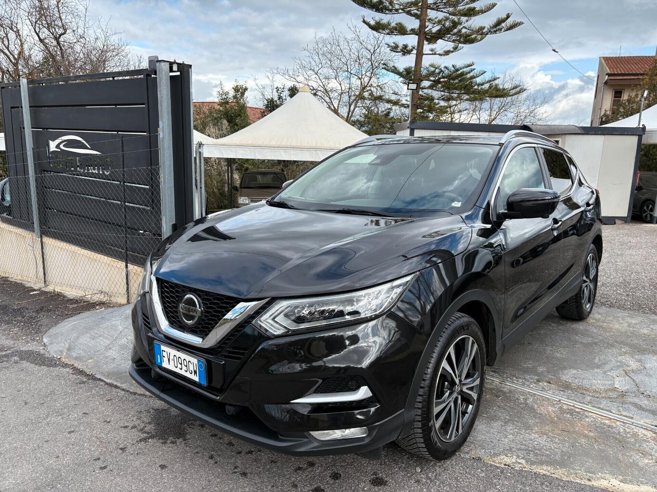 Nissan Qashqai N-tec 1.5 dCi (TETTO-NAVI-RETRO CAMERA)