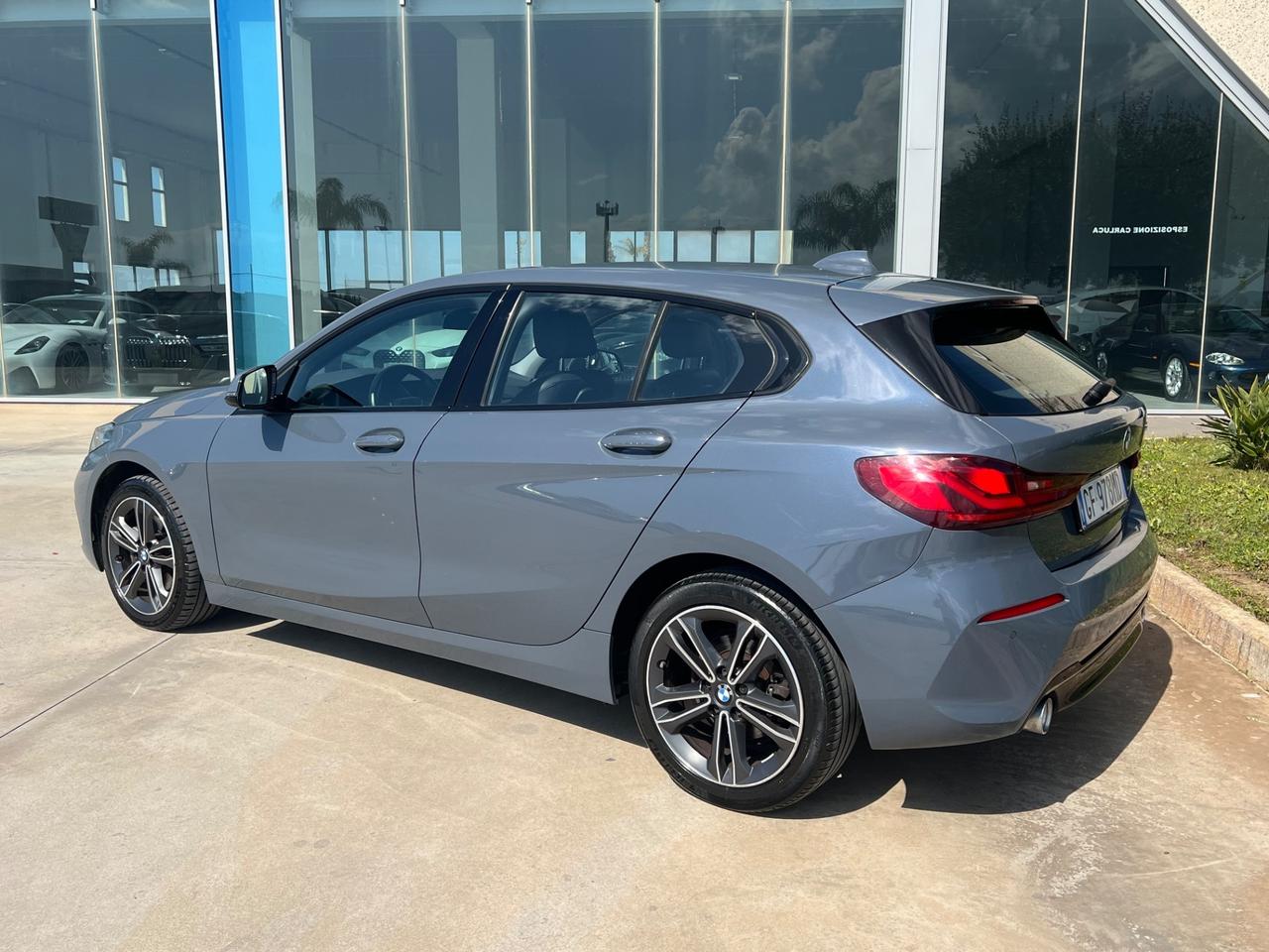 Bmw 118d Sport auto possibilità noleggio no scoring