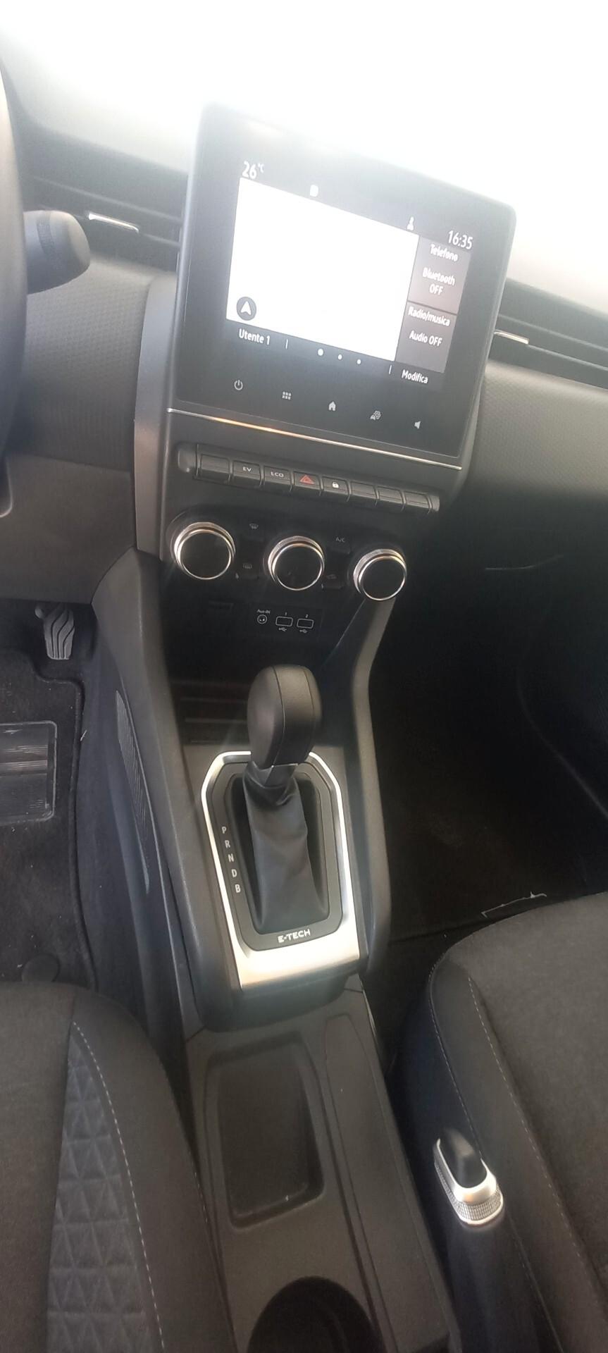Renault Clio Full Hybrid E-Tech 140 CV 5 porte Zen