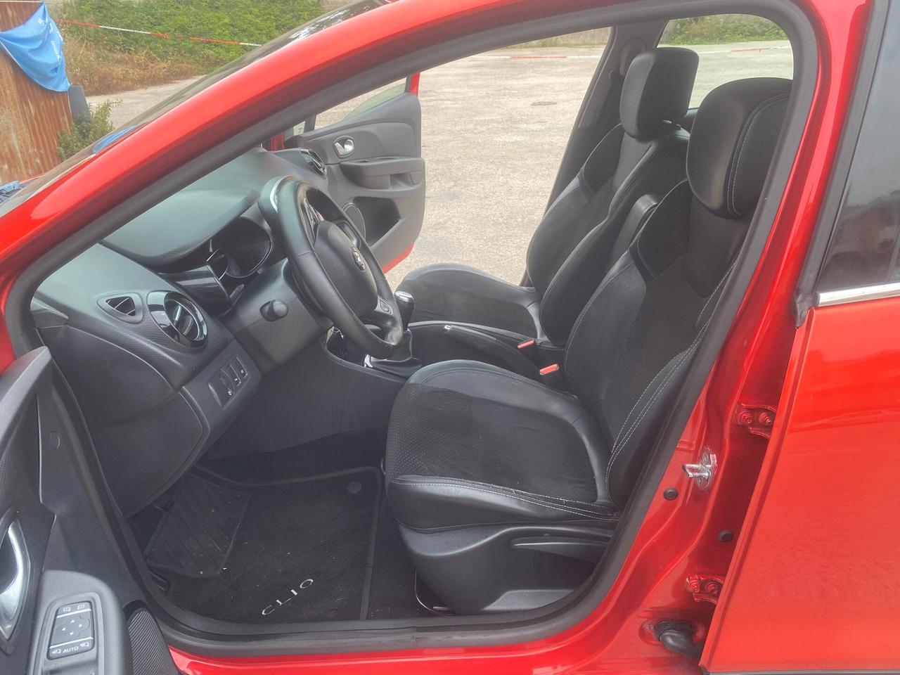 Renault Clio 1.5dci 90cv full opt 2016