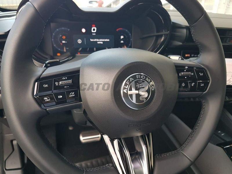 Alfa Romeo Junior Junior 1.2 ibrida Speciale 145cv edct6