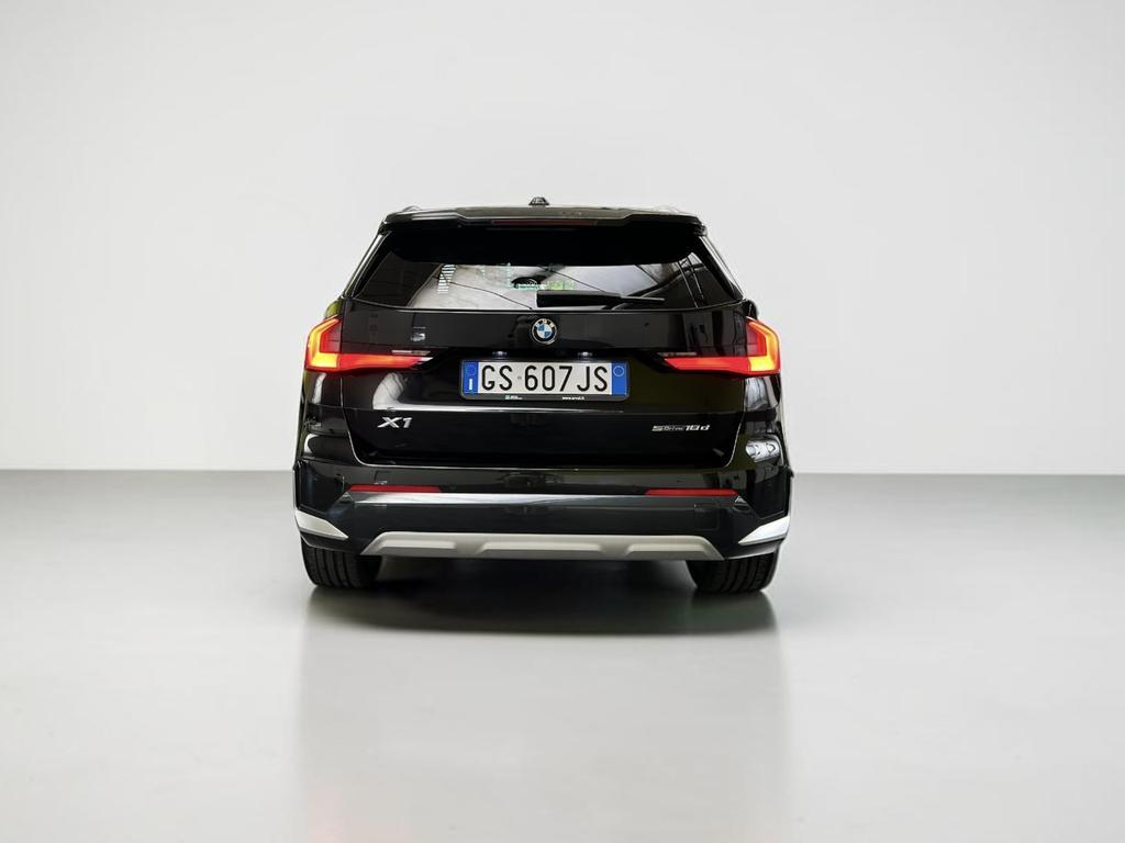 BMW X1 18 d xLine sDrive DCT