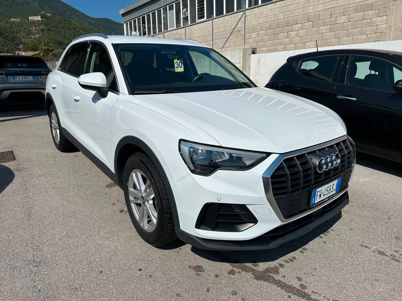 Audi Q3 35 TDI S tronic Business