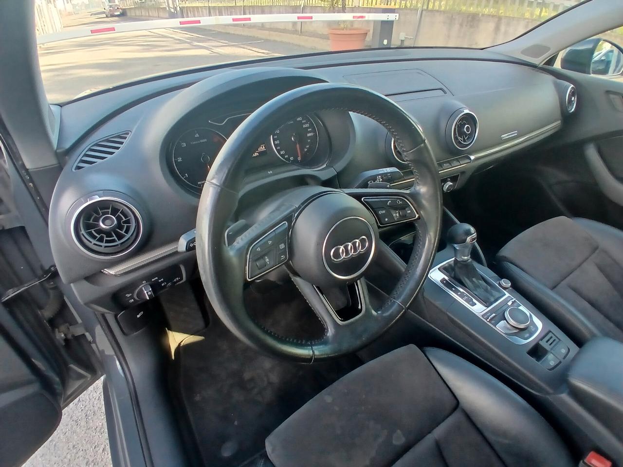 Audi A3 SPB 30 TDI S tronic Business