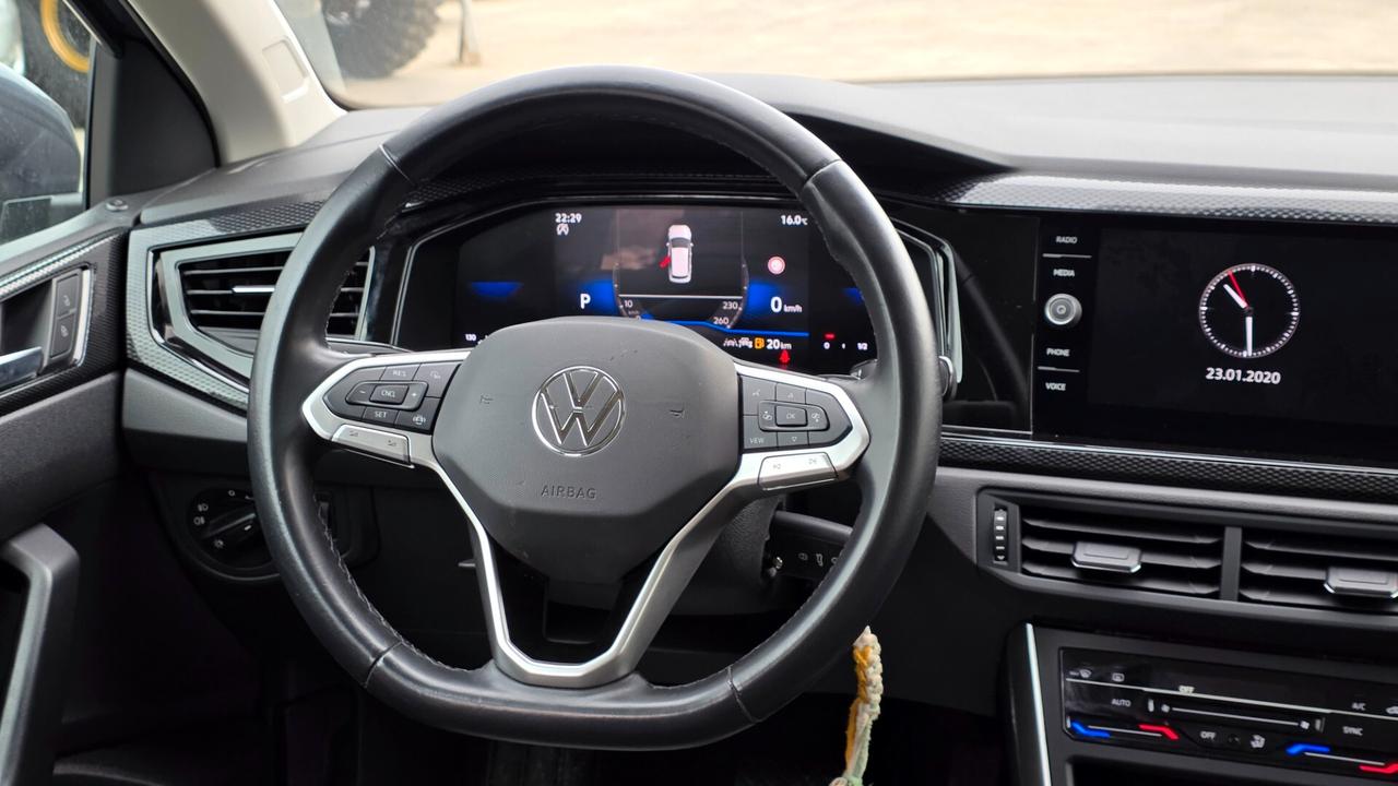 Volkswagen Polo 1.0 TSI DSG Style
