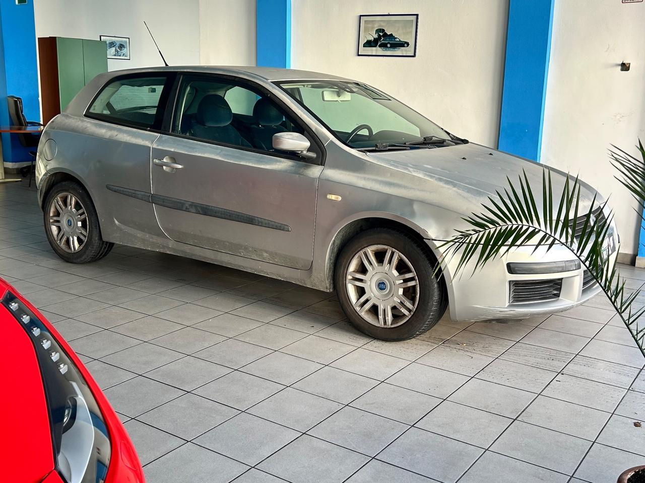 Fiat Stilo 2.0i 16V 3 porte Active