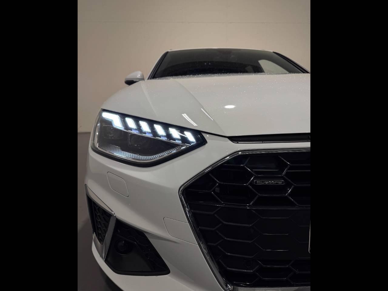 AUDI A4 AVANT 40 TDI MHEV S-TRONIC QUATTRO S-LINE