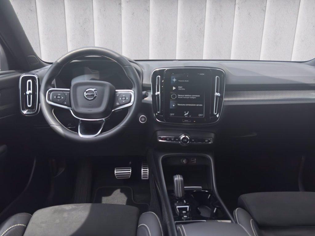 VOLVO XC40 1.5 t3 R-design 163cv auto my21 del 2020